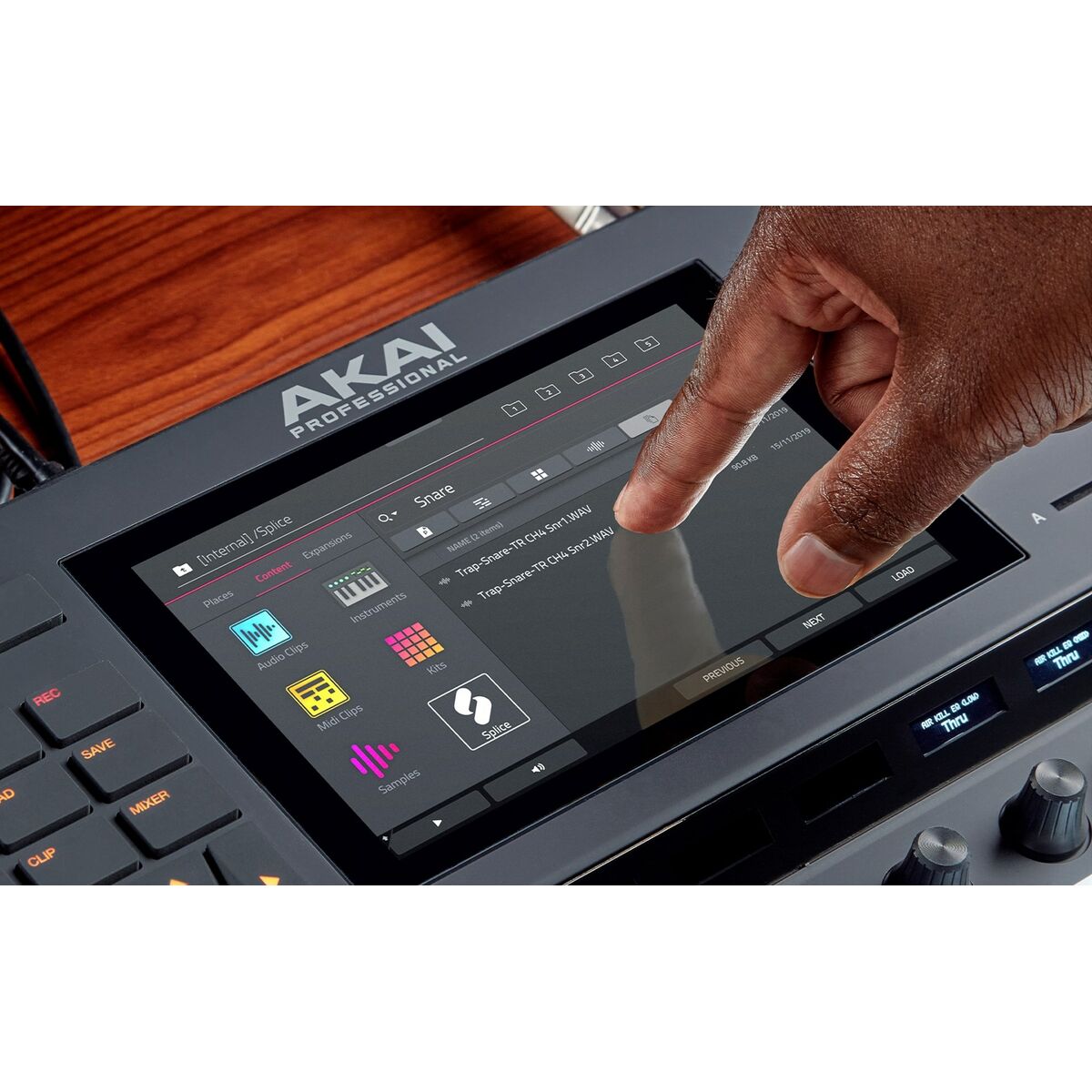 Микшер Akai FORCE-8