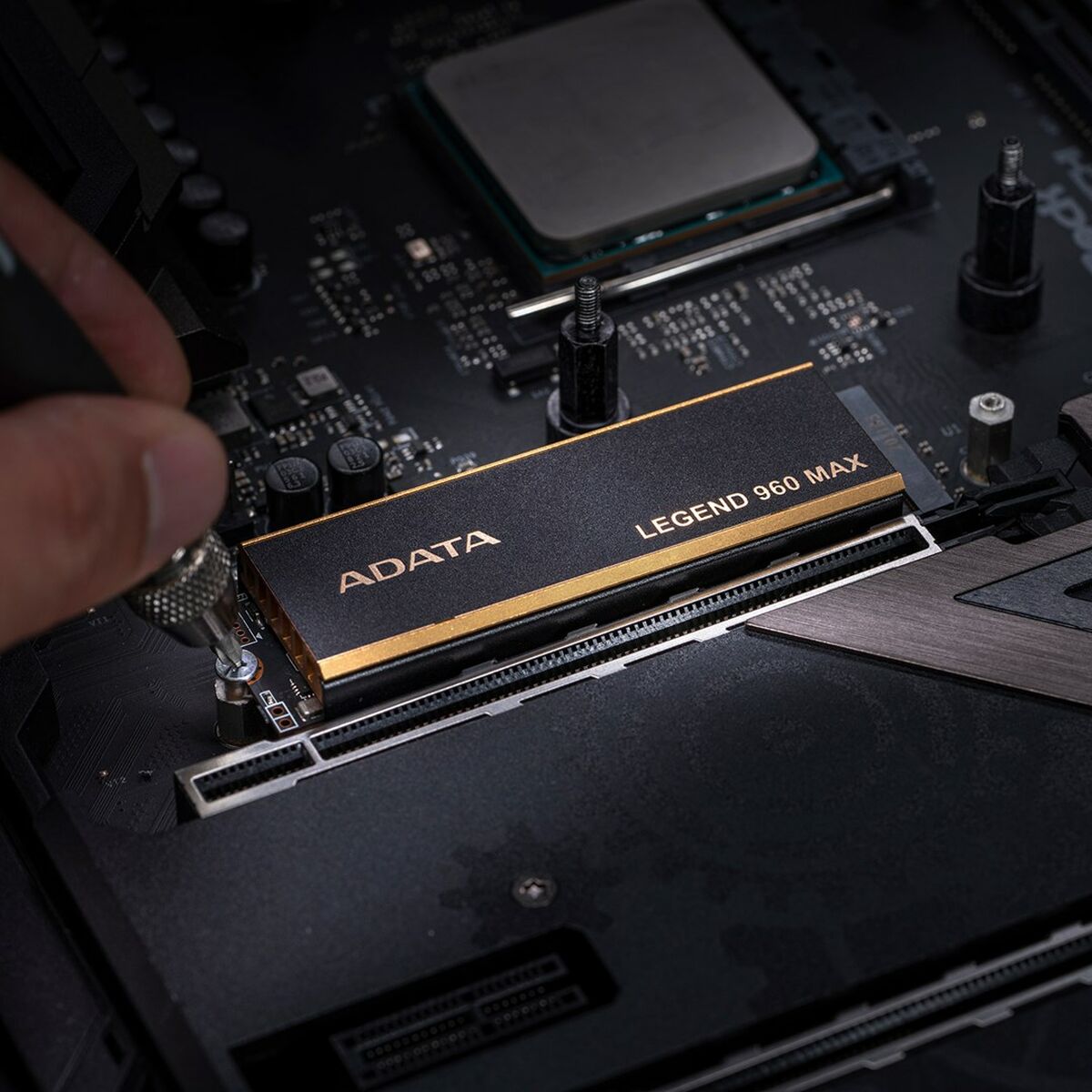 Adata LEGEND 960 MAX 4 TB SSD Hard Drive-4