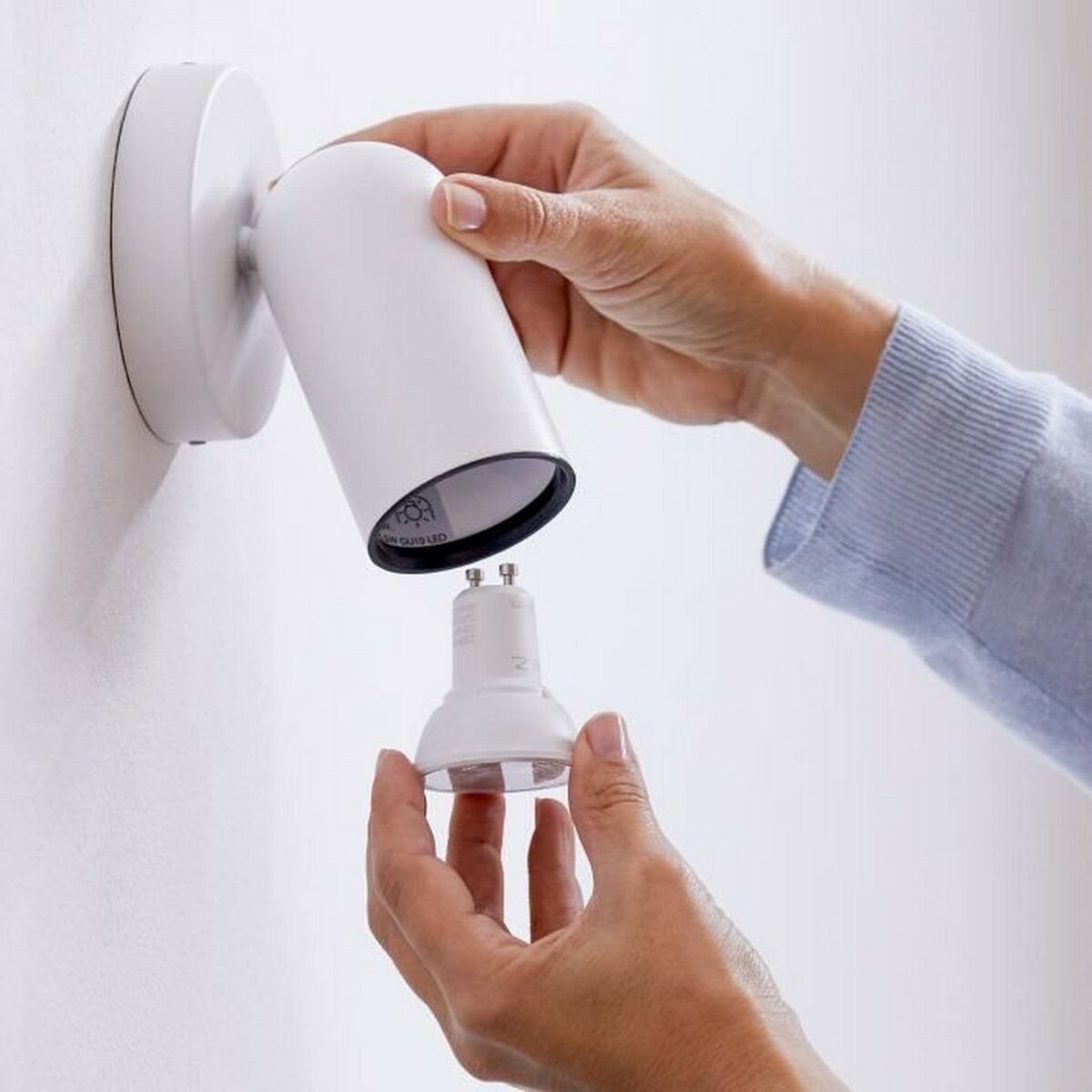 Светодиодная лампочка Ledkia Spot 50 Вт-4