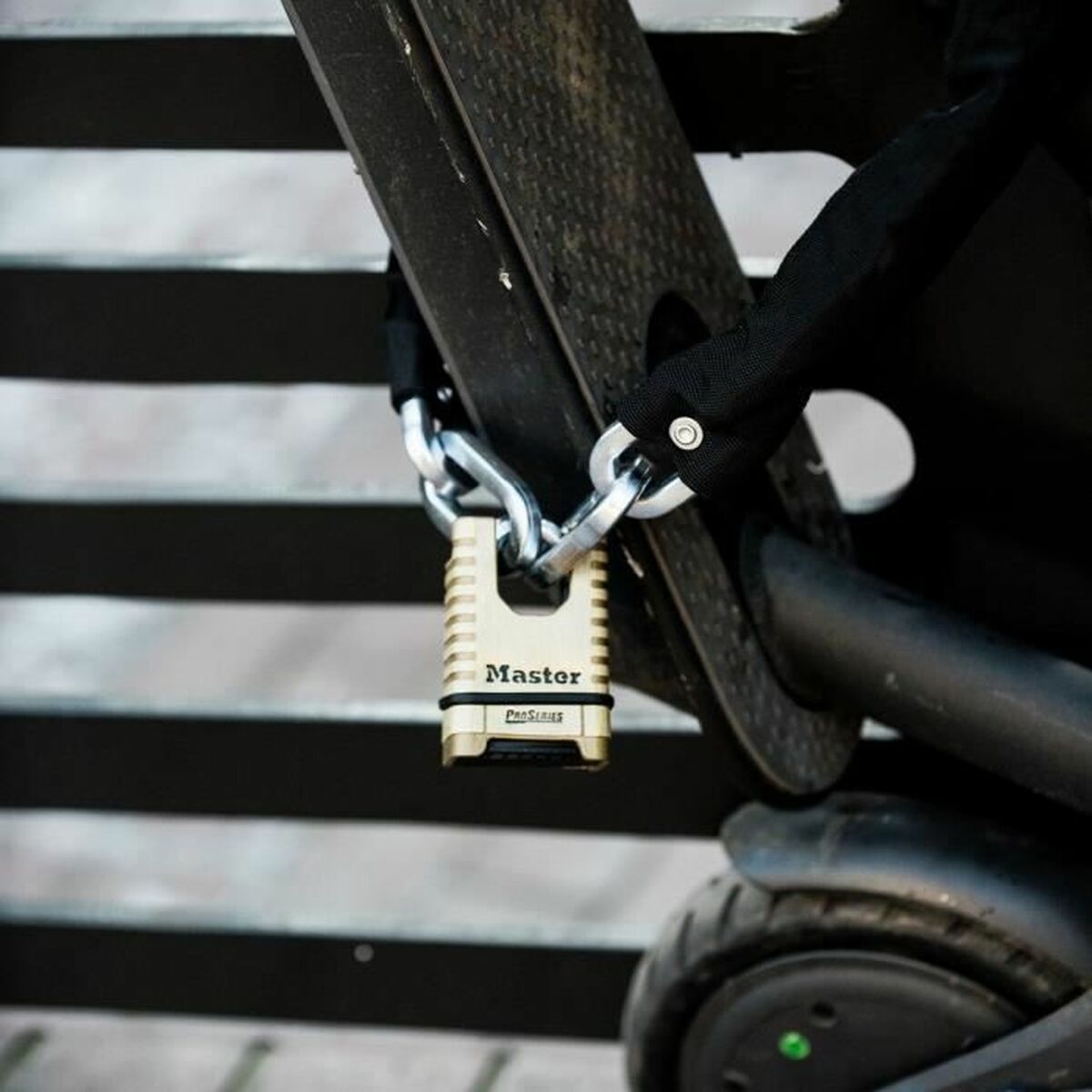 Castelo de código Master Lock M117EURD Latão-4