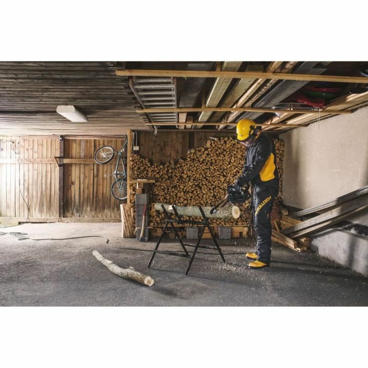 Электрическая бензопила McCulloch 00096-71.482.01 2000 W 40 cm-3