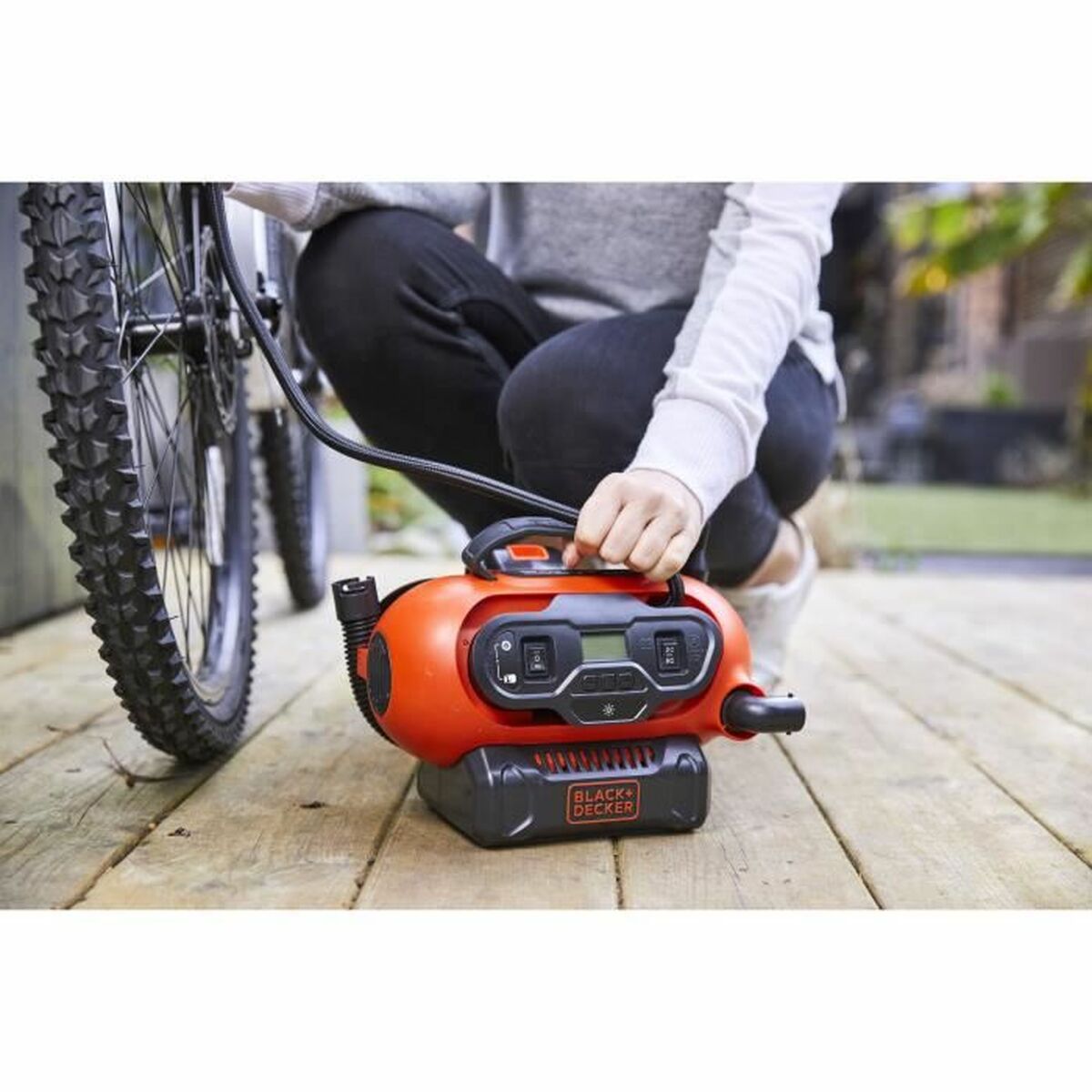 Black & Decker Air Compressor BDCINF18N-QS-2