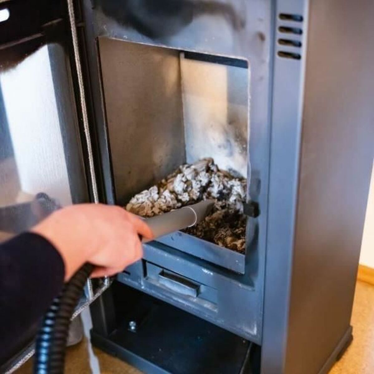 Пылесос для золы и пепла Scheppach  AVC20 1200 W 20 L-8