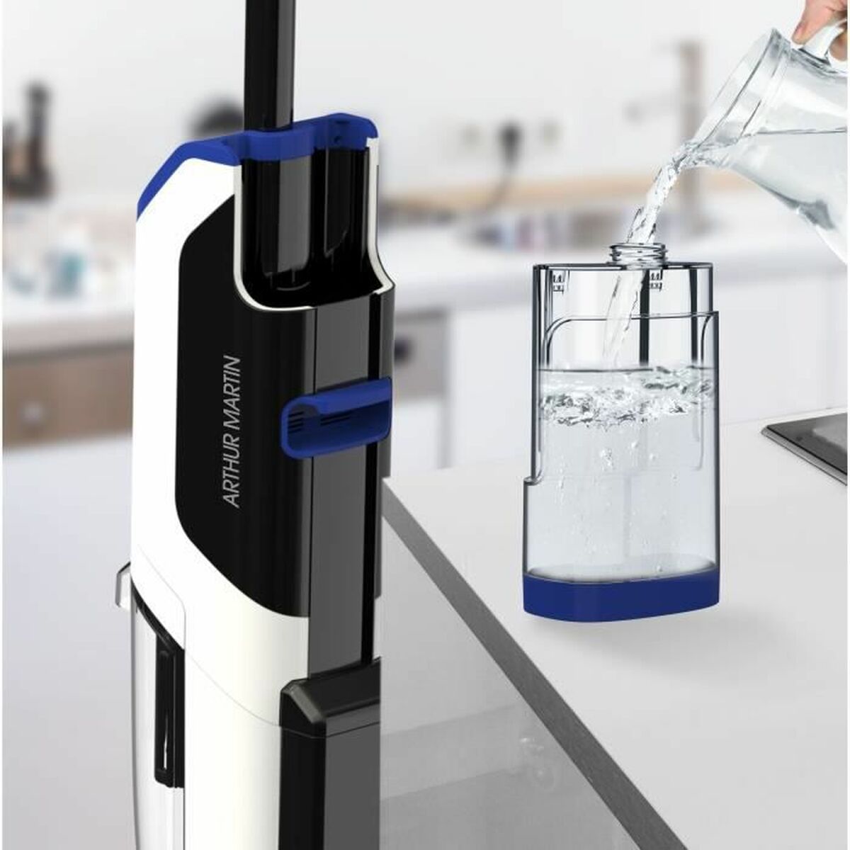 Пылесос без шнура Arthur Martin AMP610 150 Bт-3