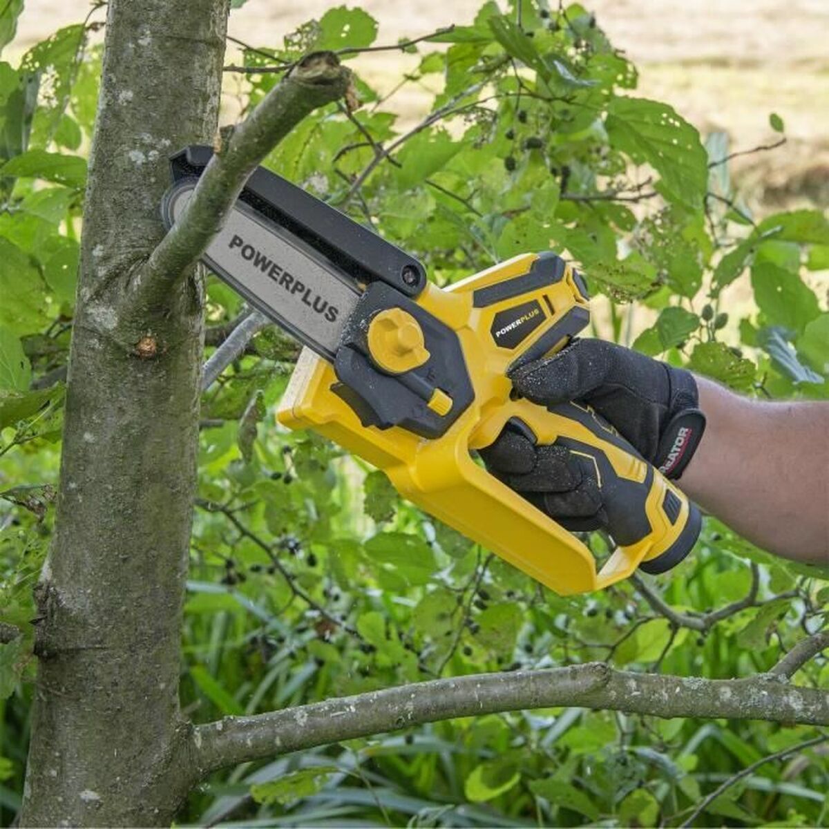 Powerplus electric chainsaw POWXG1045-5