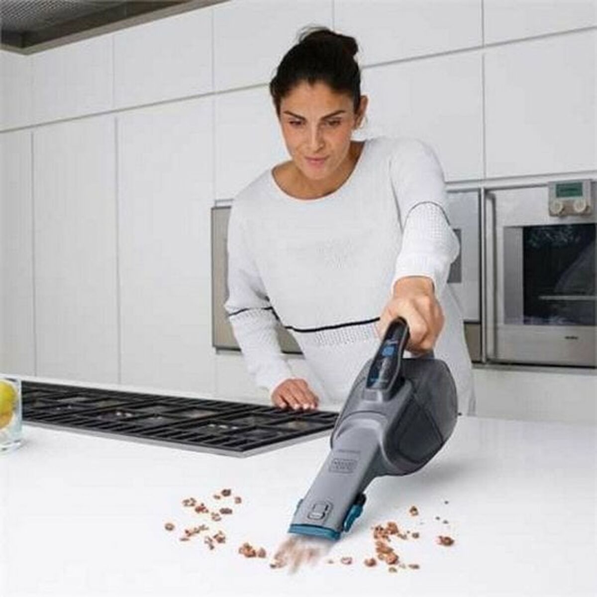 Ручной пылесос Black & Decker DVJ325BF-2