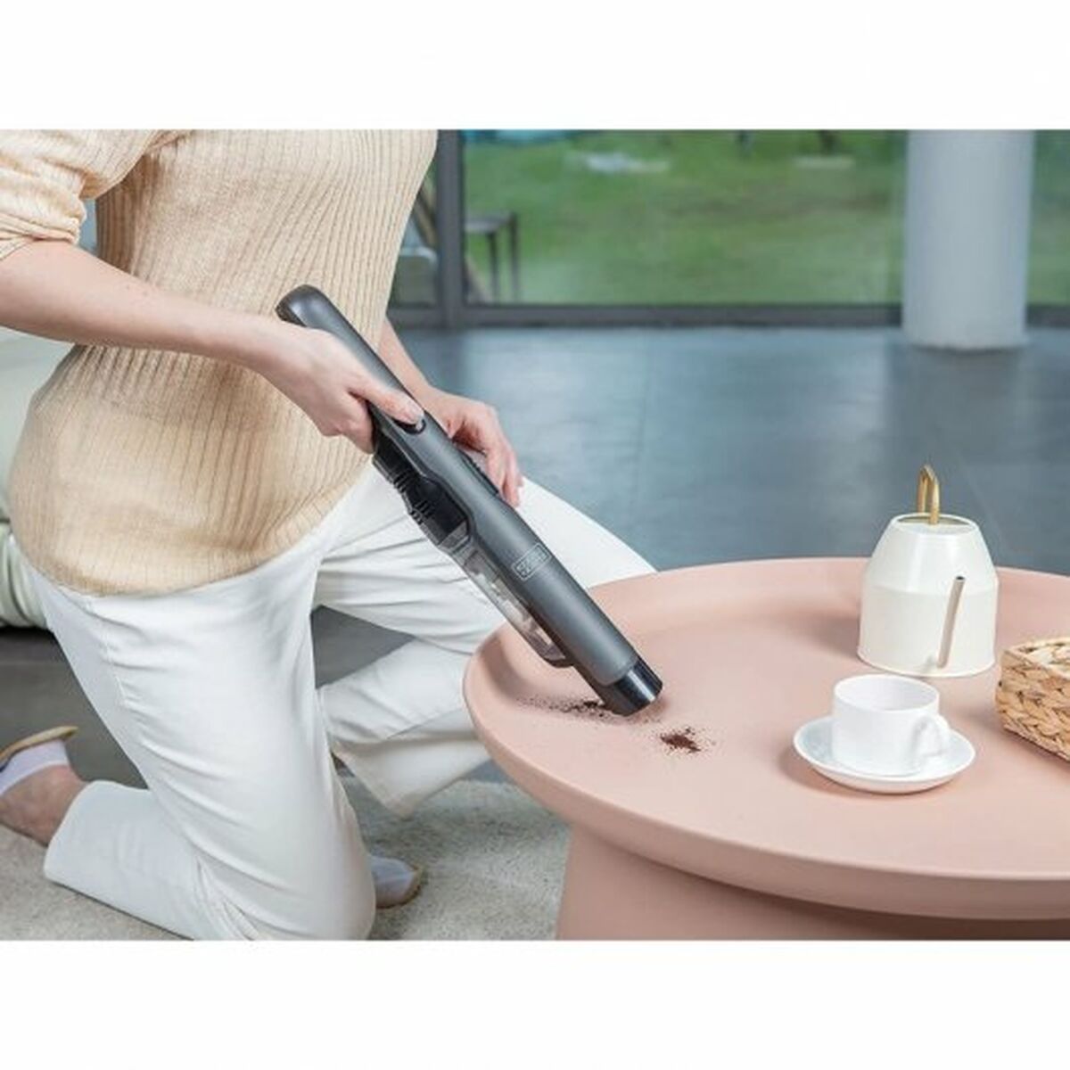 Ручной пылесос Black & Decker DVC320B21-QW-6