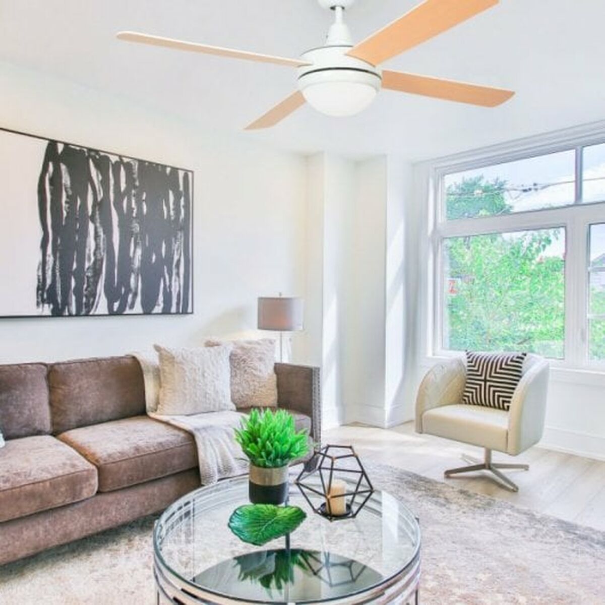 Потолочный вентилятор Universal Blue 70 W-7