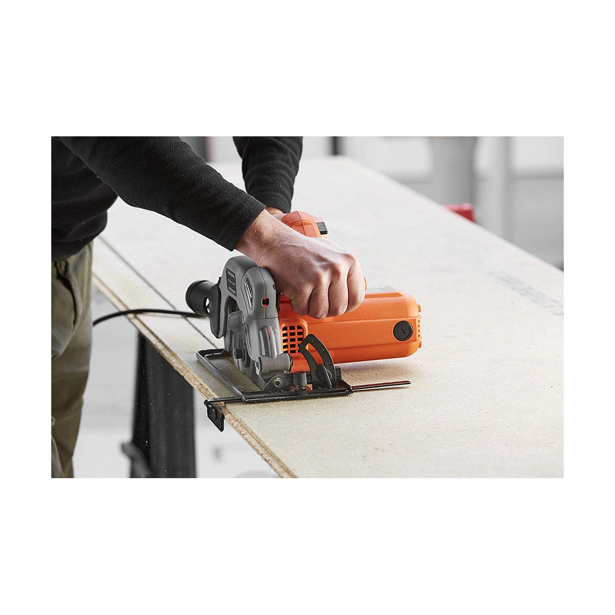 Black & Decker CS1250L 230 V 1250 W circular saw-3